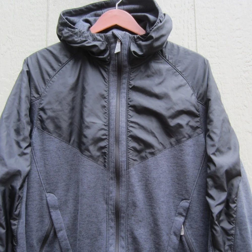 Nike Air Jordan  Hoodie CP3 Hyperfly Mens L Therma-Fit Full ZiP Lightweight Acti